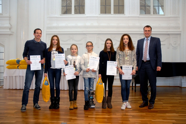 Ludwig-Frank-Gymnasium Mannheim – Gerätturnen WK III Mädchen –  1. Platz